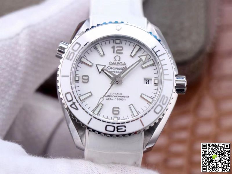 Omega Seamaster 215.33.40.20.04.001 Planet Ocean 600M VS Factory White Dial