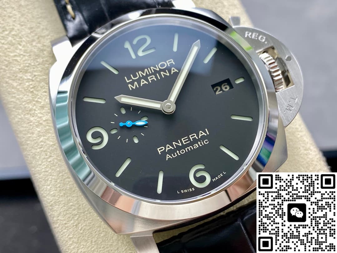 Panerai Luminor PAM01312 VS Factory Date Display