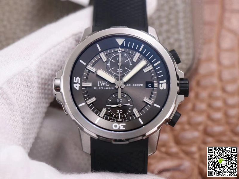 IWC Aquatimer IW379506 Shark Special Edition V6 Factory Gray Dial