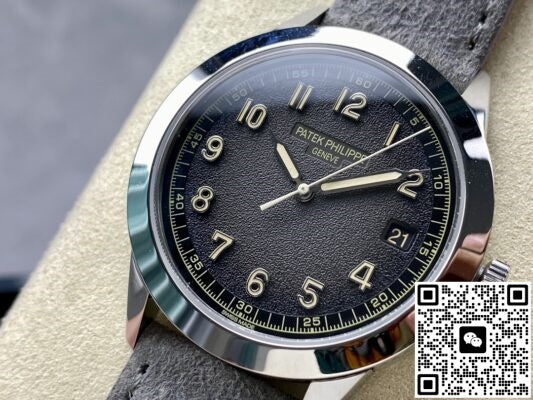 Patek Philippe Calatrava 5226G-001 GR Factory Date Display