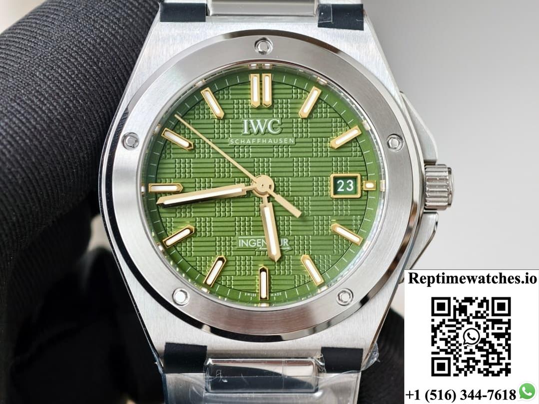 IWC Engineer IW328908 V7 Factory Green Dial