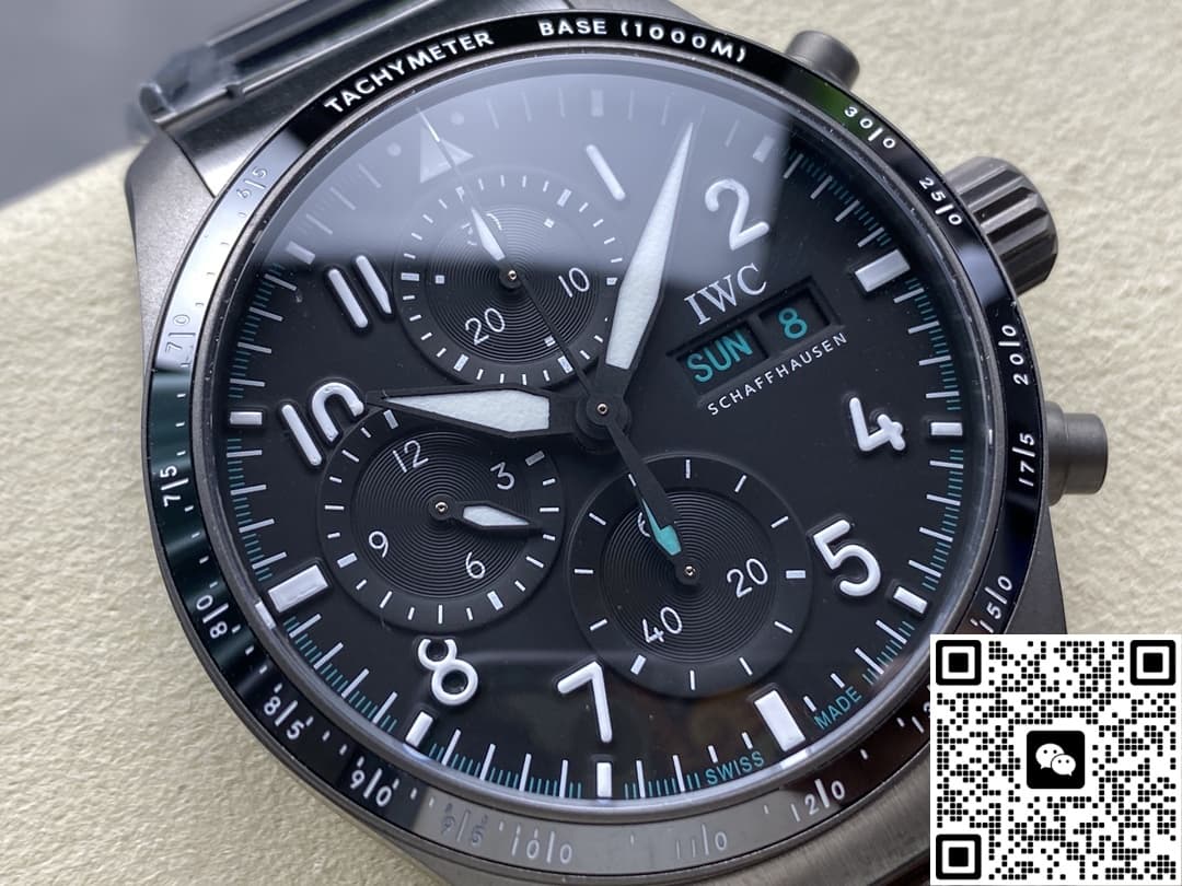 IWC Pilot IW388307 BLS Factory Week Display