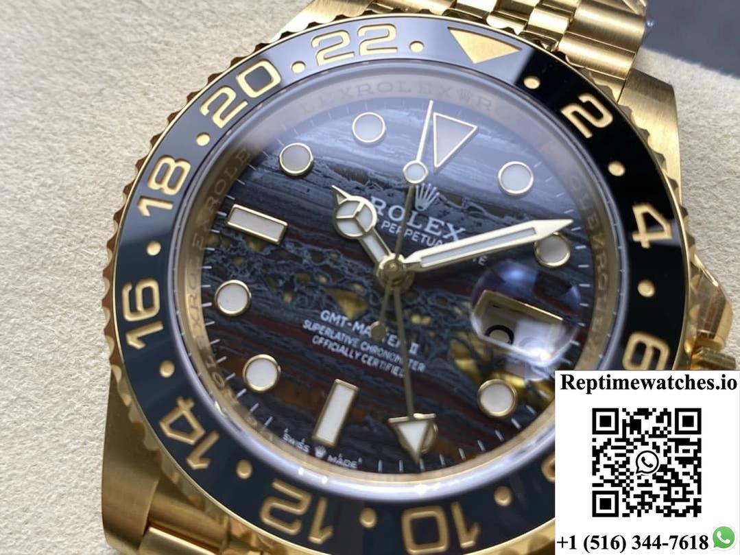 Rolex GMT-Master II 126718GRNR-0002 AR Factory Date Display