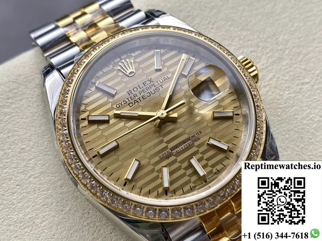 Rolex Datejust M126283rbr-0025 VS Factory Date Display