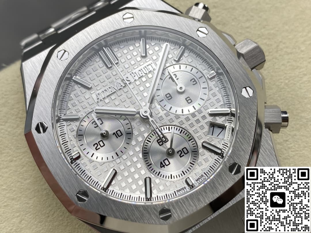 Audemars Piguet Royal Oak 26240ST.OO.1320ST.07 APS Factory Luminous hour markers