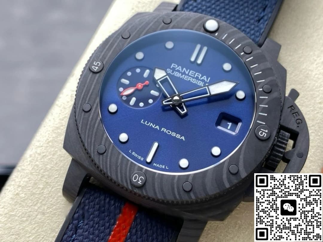 Panerai Submariner PAM01563 VS Factory Chronograph Function