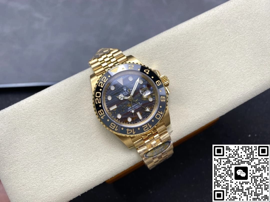 Rolex GMT-Master II 126718GRNR-0002 AR Factory Date Display