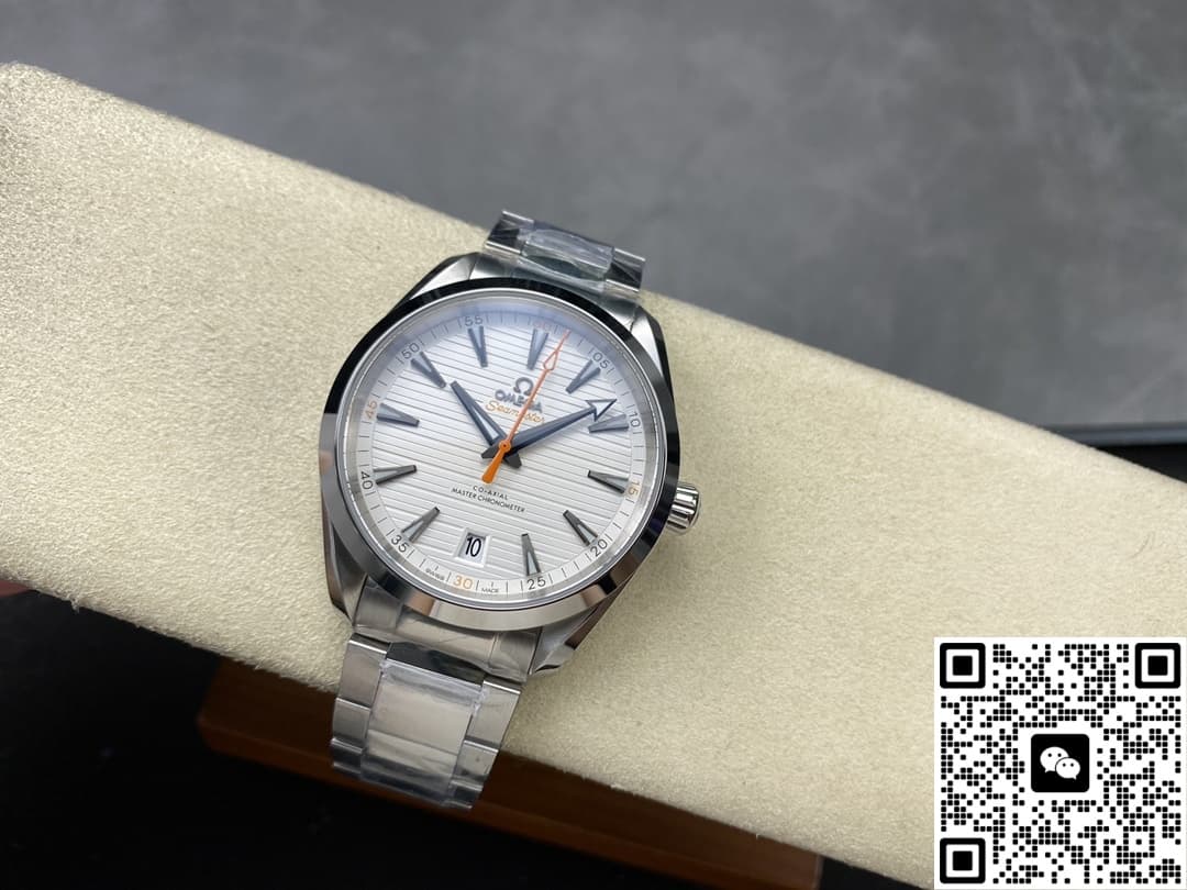 Omega Seamaster 220.10.41.21.02.001 N1 factory silver-white dial