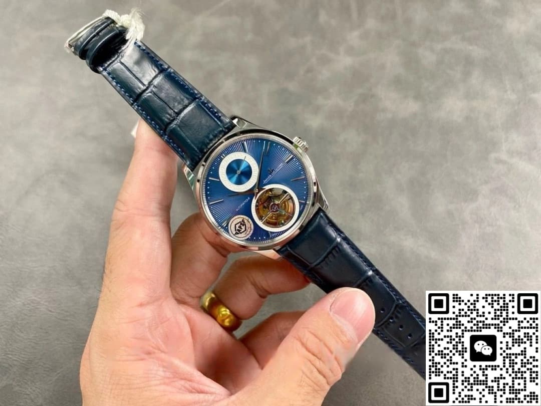 Jaeger-LeCoultre Master 13234E1 APS Factory Date Display