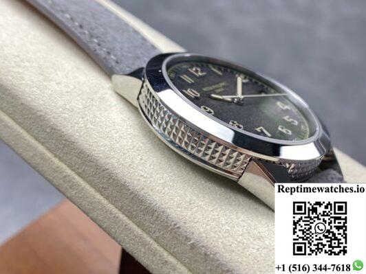 Patek Philippe Calatrava 5226G-001 GR Factory Date Display
