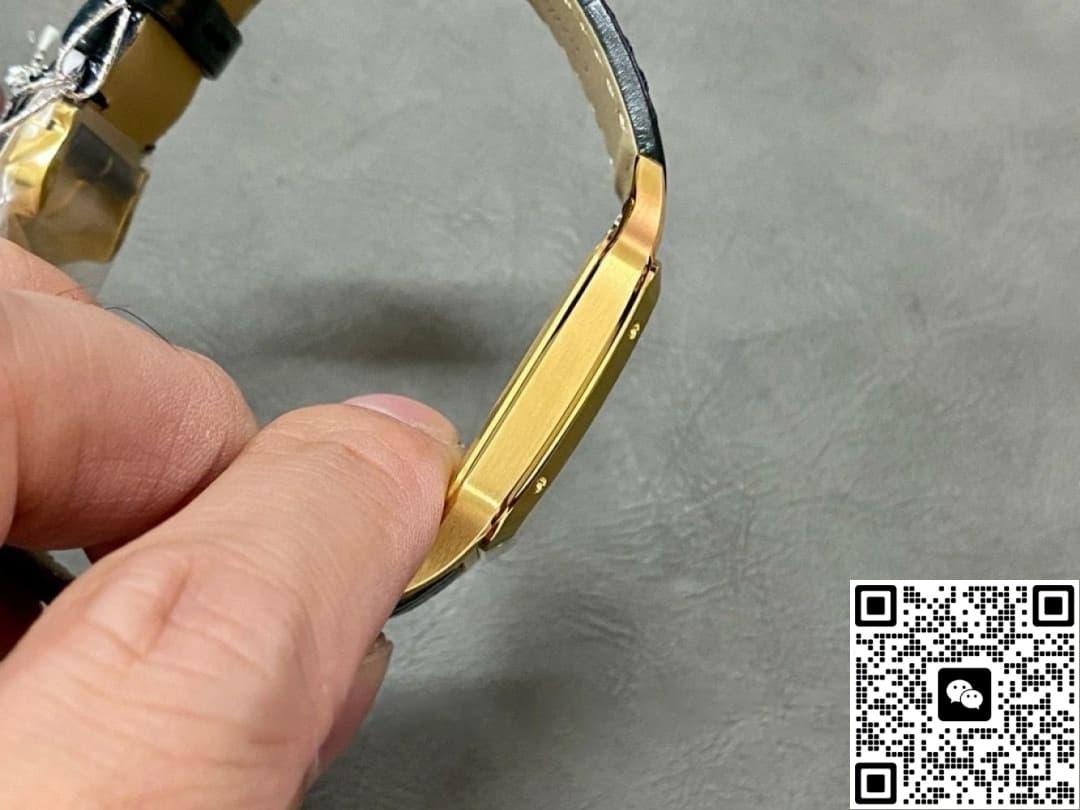 Cartier Santos WGSA0077 F1 factory gold color case