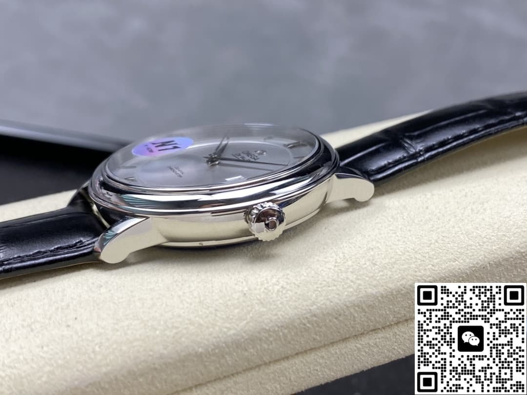 Omega De Ville 424.13.40.20.02.001 N1 factory silver dial