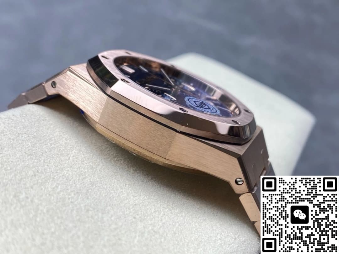 Audemars Piguet Royal Oak 26240OR.OO.1320OR.05 APS Factory Night blue dial