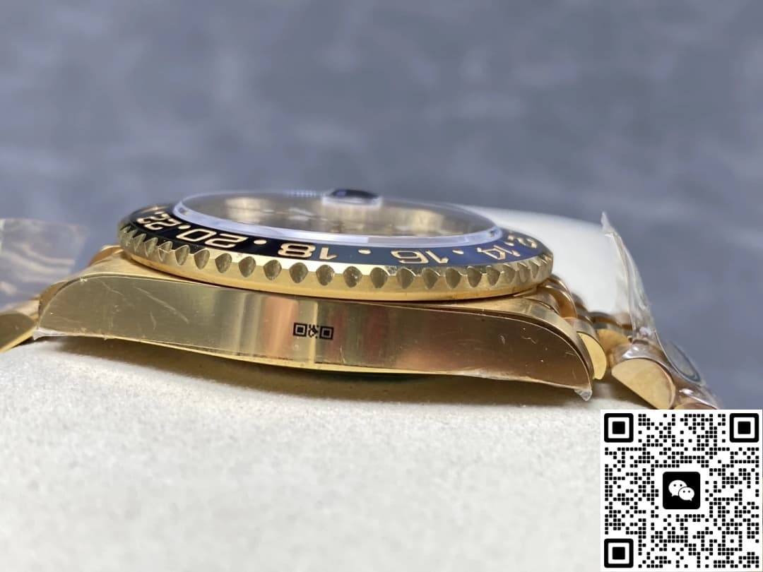 Rolex GMT-Master II 126718GRNR-0002 AR Factory Date Display