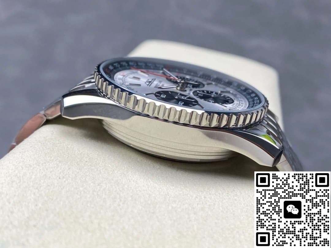Breitling Navitimer 1 AB0138241G1A1 BLS Factory Date display