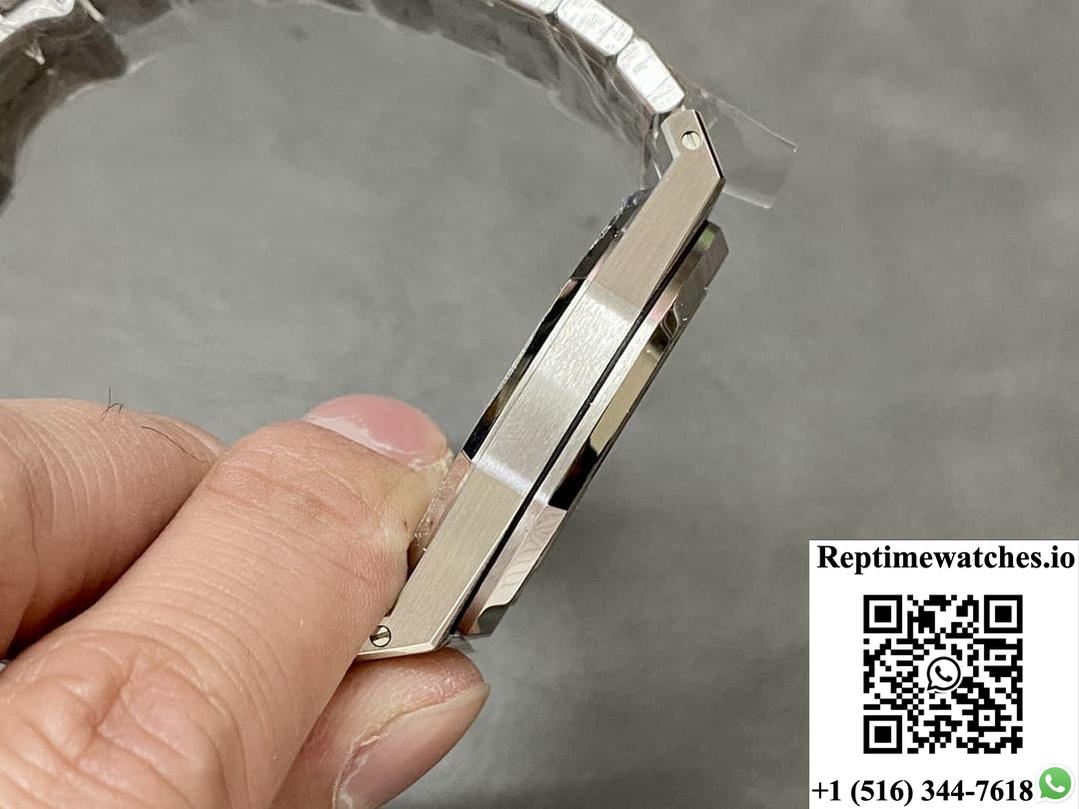 Audemars Piguet Royal Oak 15410 APS Factory Grey Dial
