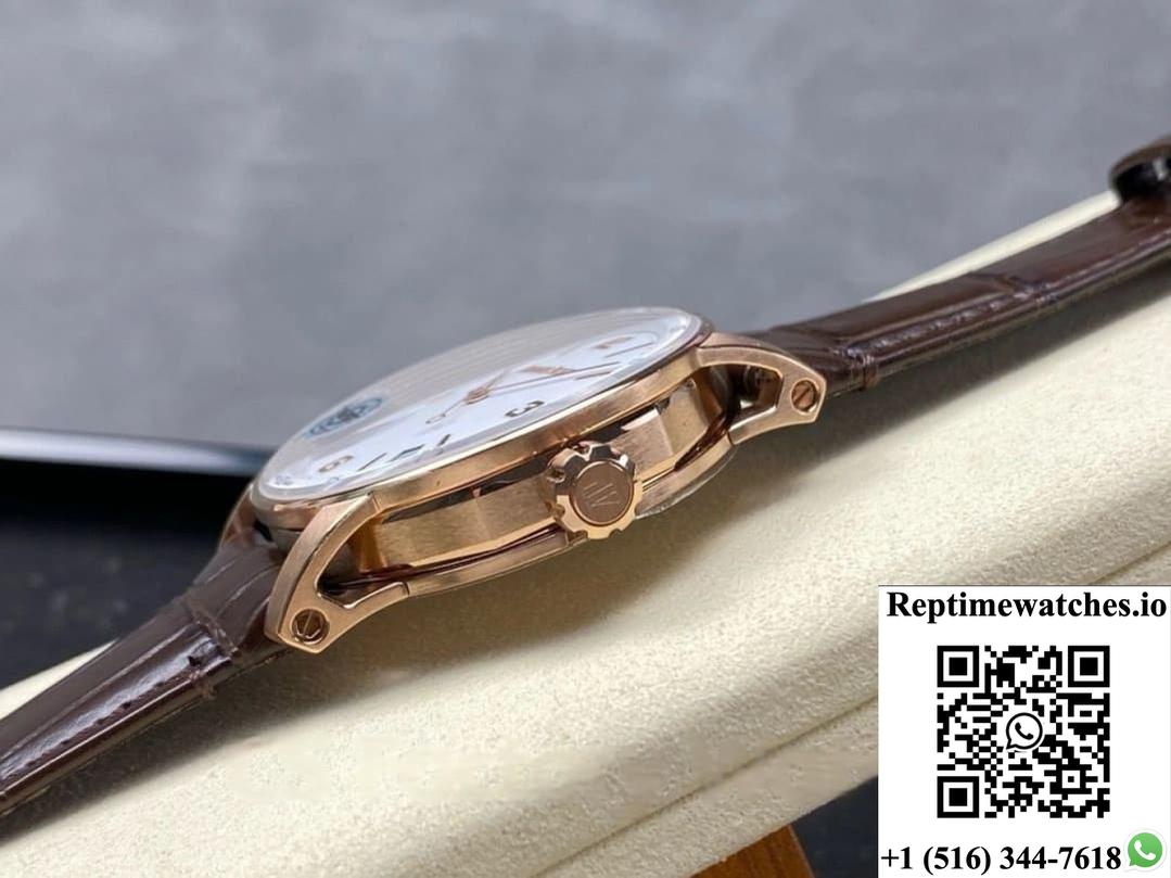 Audemars Piguet CODE 11.59 15210OR.OO.A099CR.01 APS factory date display