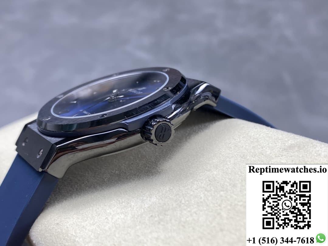Hublot Classic Fusion 542.CM.7170.RX JJZ Factory Rubber Strap