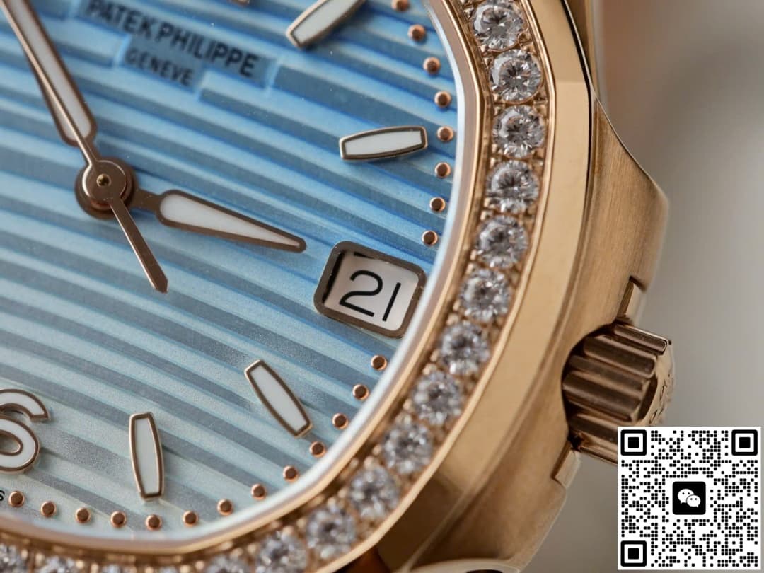 Patek Philippe Nautilus 7010R GR Factory Date Display