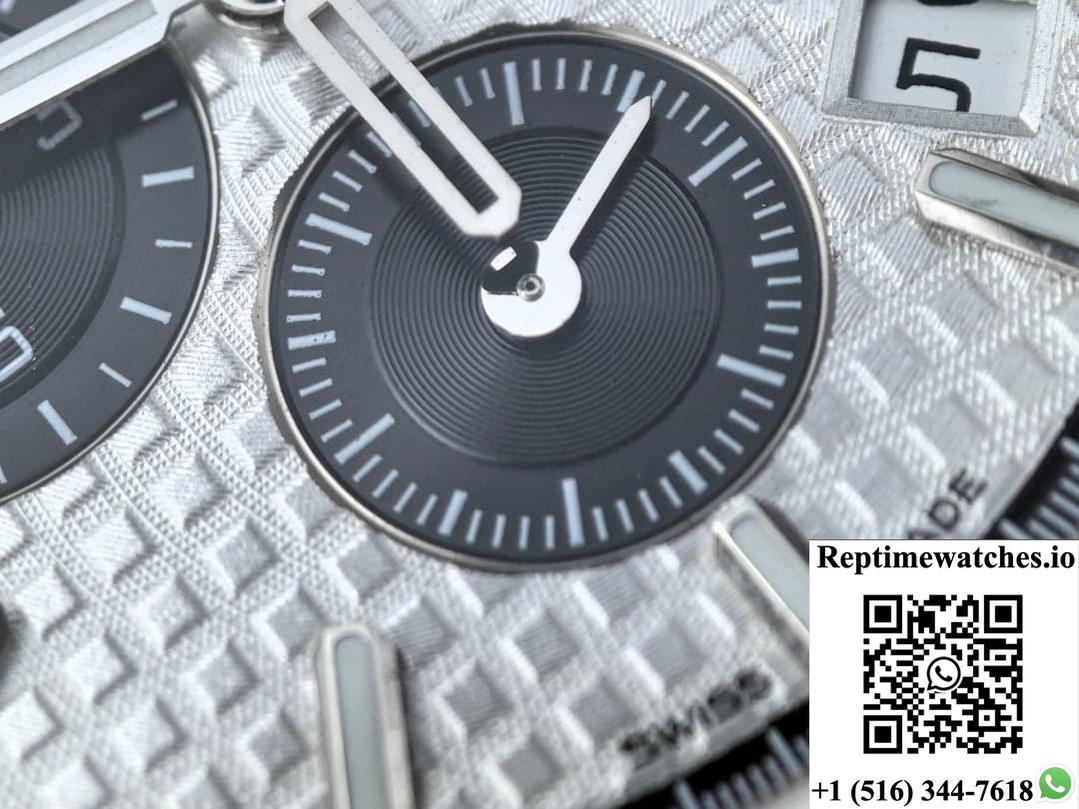 Audemars Piguet Royal Oak 26331ST.OO.1220ST.03 APW Factory date display