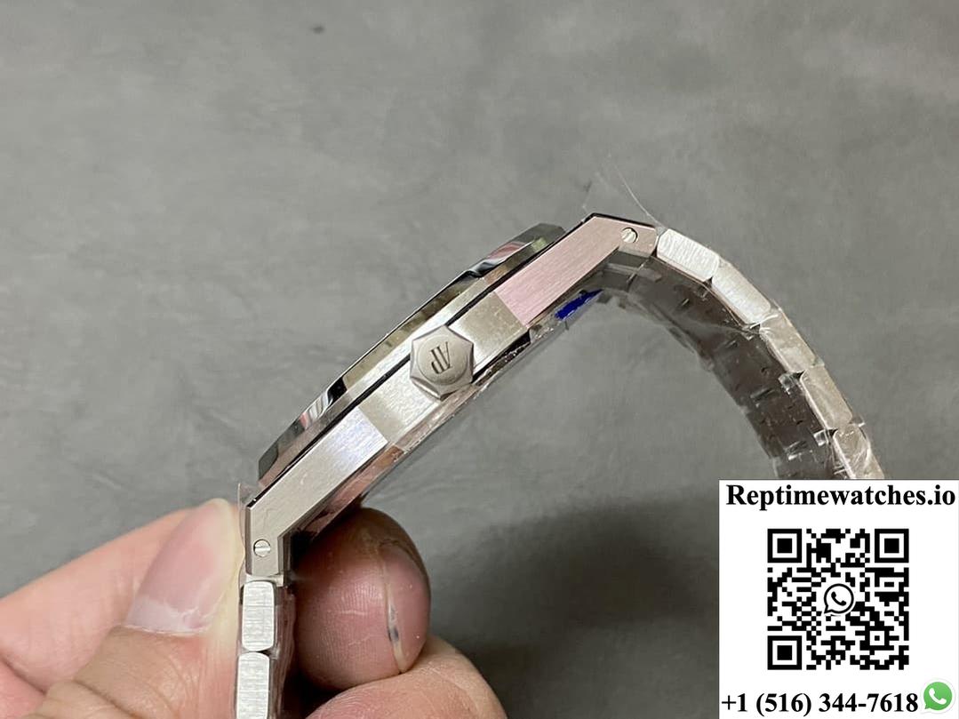 Audemars Piguet Royal Oak 15410 APS Factory Grey Dial