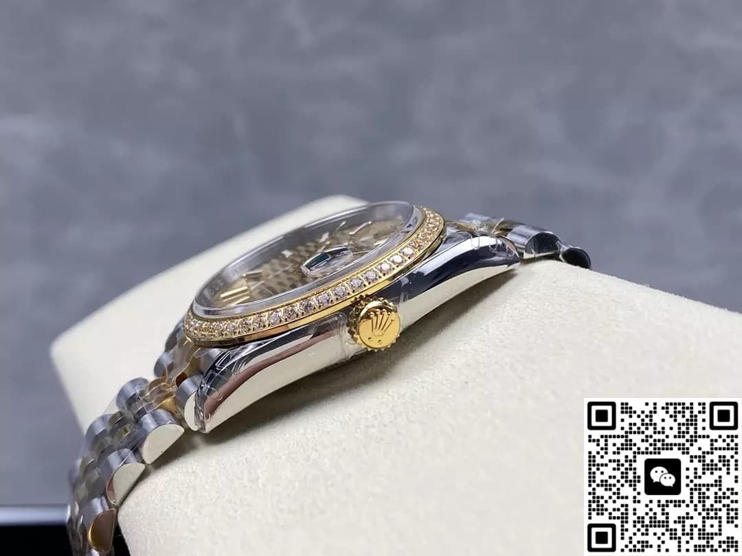 Rolex Datejust M126283rbr-0025 VS Factory Date Display
