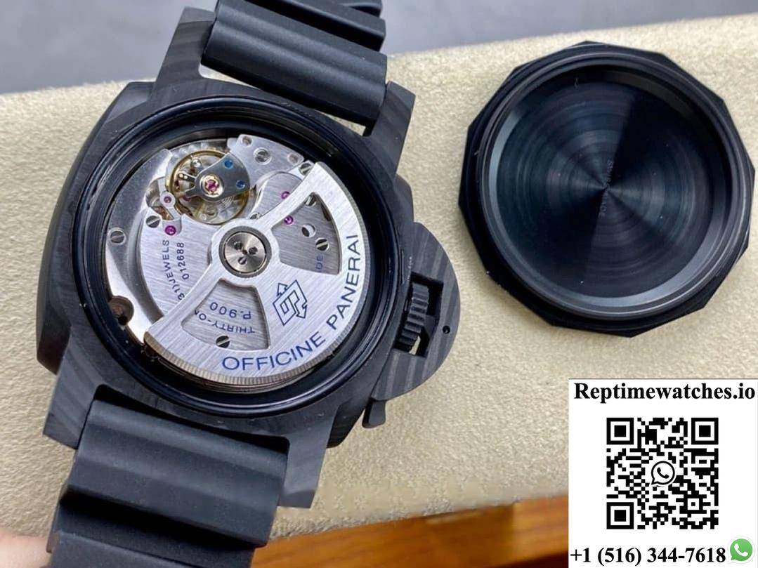 Panerai Submariner PAM02231 VS Factory Date Display