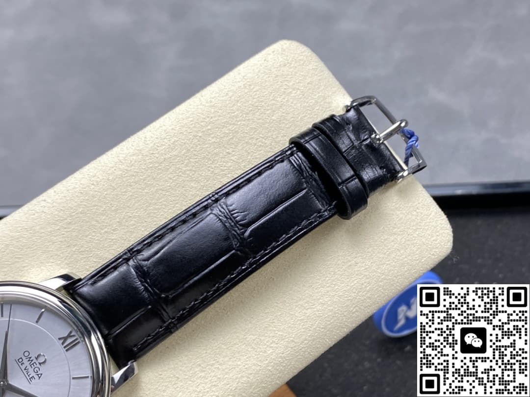Omega De Ville 424.13.40.20.02.001 N1 factory silver dial