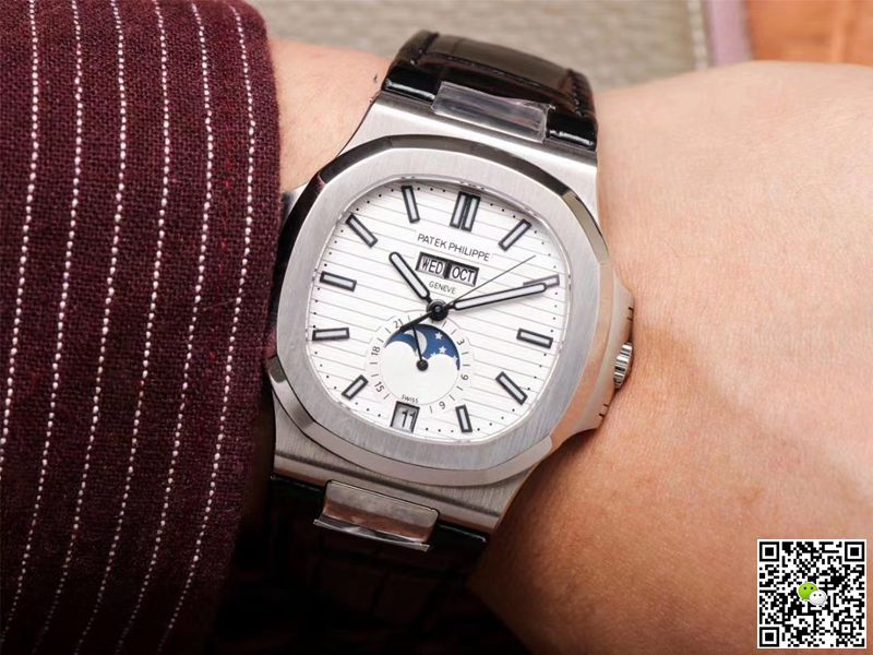 PF Factory Patek Philippe Nautilus 5726/1A-010 Moonphase Black Leather Strap