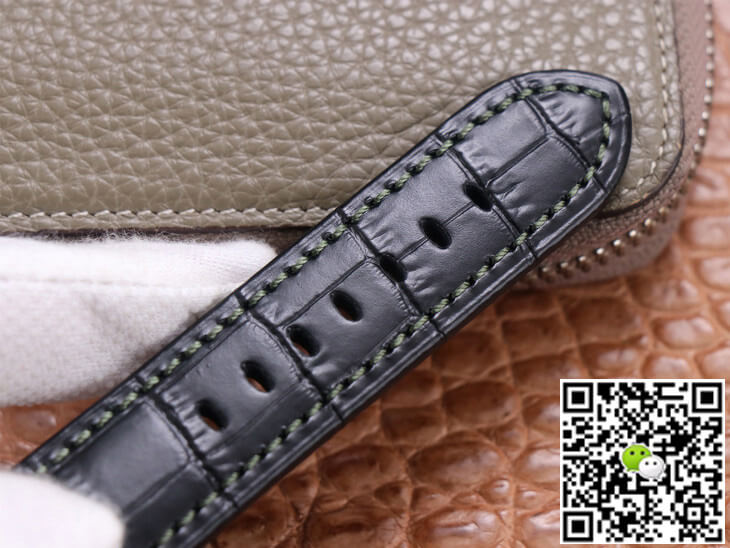 Panerai Luminor PAM1056 VS Factory Green Dial