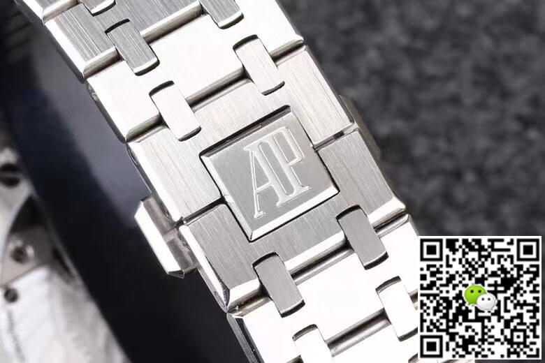 Audemars Piguet Royal Oak Tourbillon 26521BC.ZZ.1220BC.01 R8 Factory Diamond-set Bezel