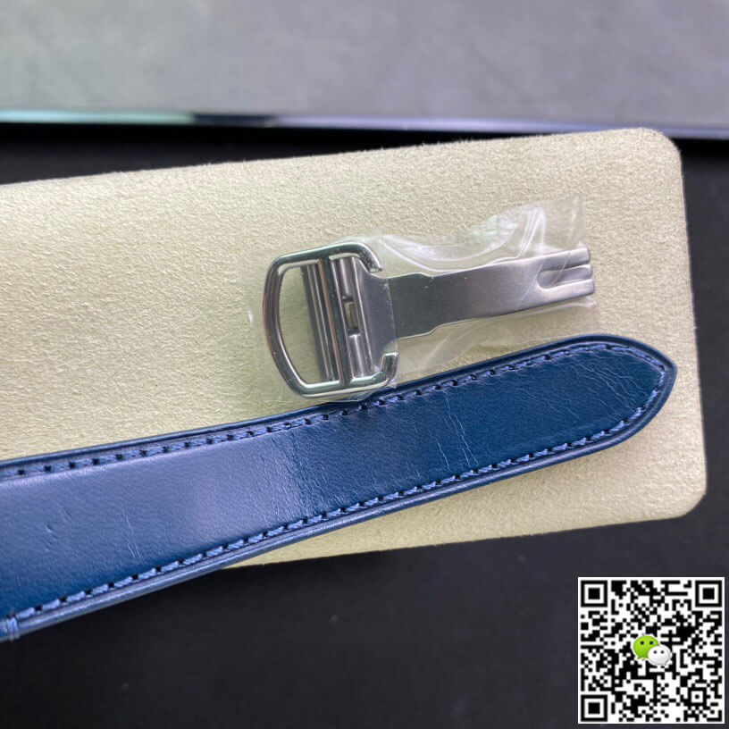 Cartier De Santos WSSA0030 BV Factory Blue Dial