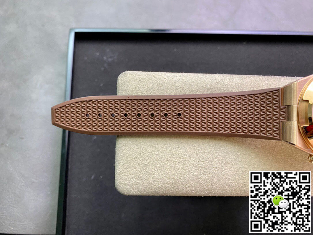 Vacheron Constantin Overseas 5500V 8F Factory Rubber Strap