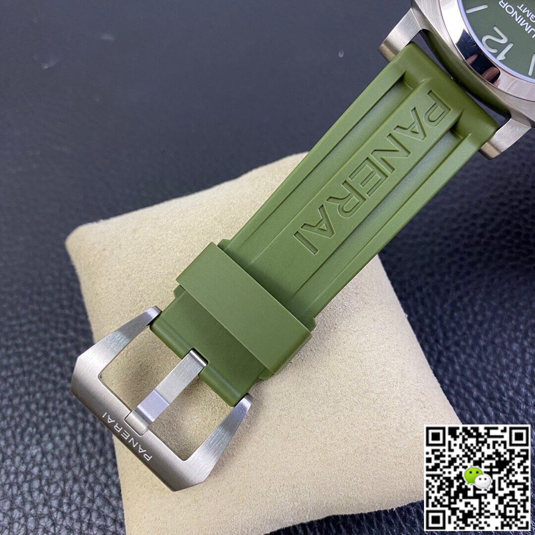 Panerai Luminor PAM01056 VS Factory Green Rubber Strap