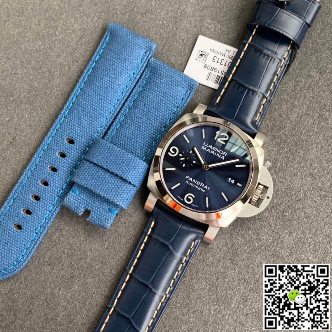 Panerai Luminor PAM01313 VS Factory Blue Dial