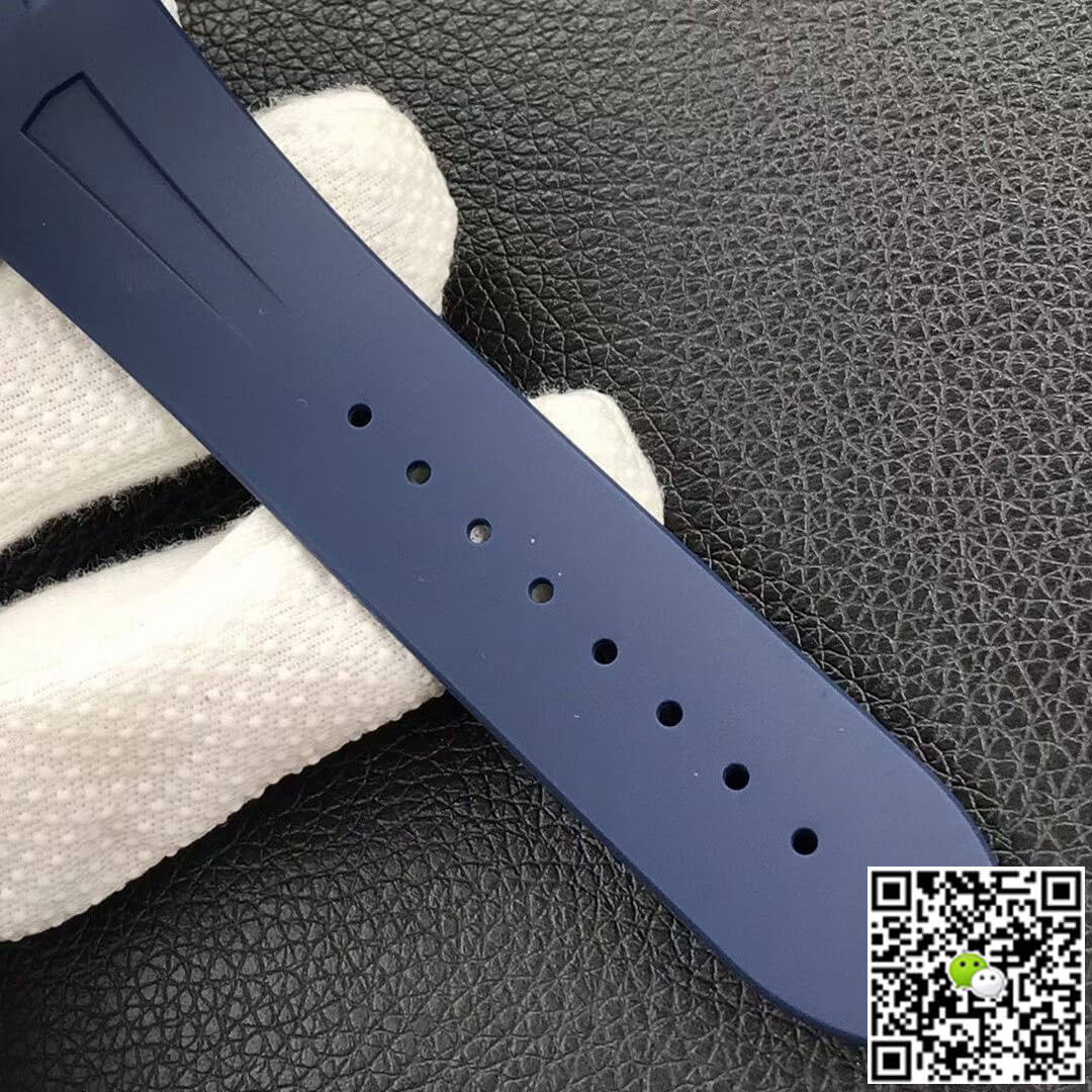 Vacheron Constantin Overseas 47040 8F Factory Blue Rubber Strap