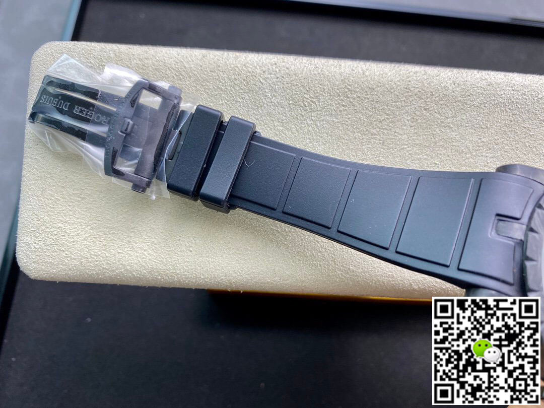 Roger Dubuis Excalibur DBEX0577 BBR Factory Tourbillon Carbon Fiber Case