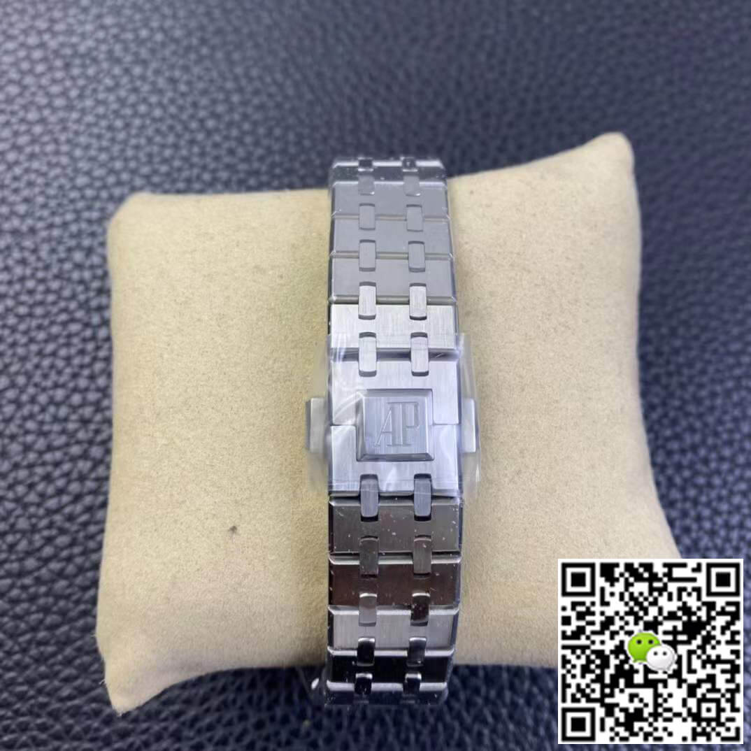 Audemars Piguet Royal Oak 77350ST.OO.1261ST.01 8F Factory Silver Dial