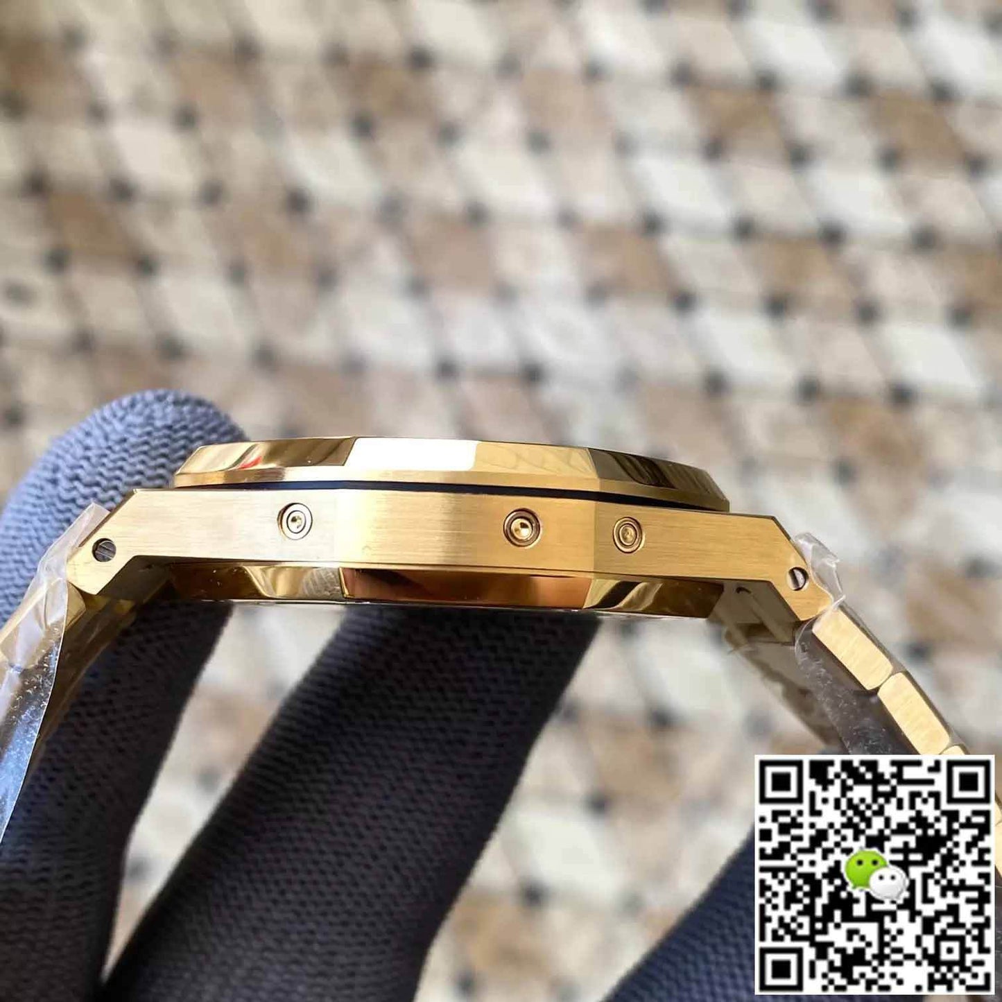 Audemars Piguet Royal Oak 26574BA.OO.1220BA.01 APS Factory Yellow Gold