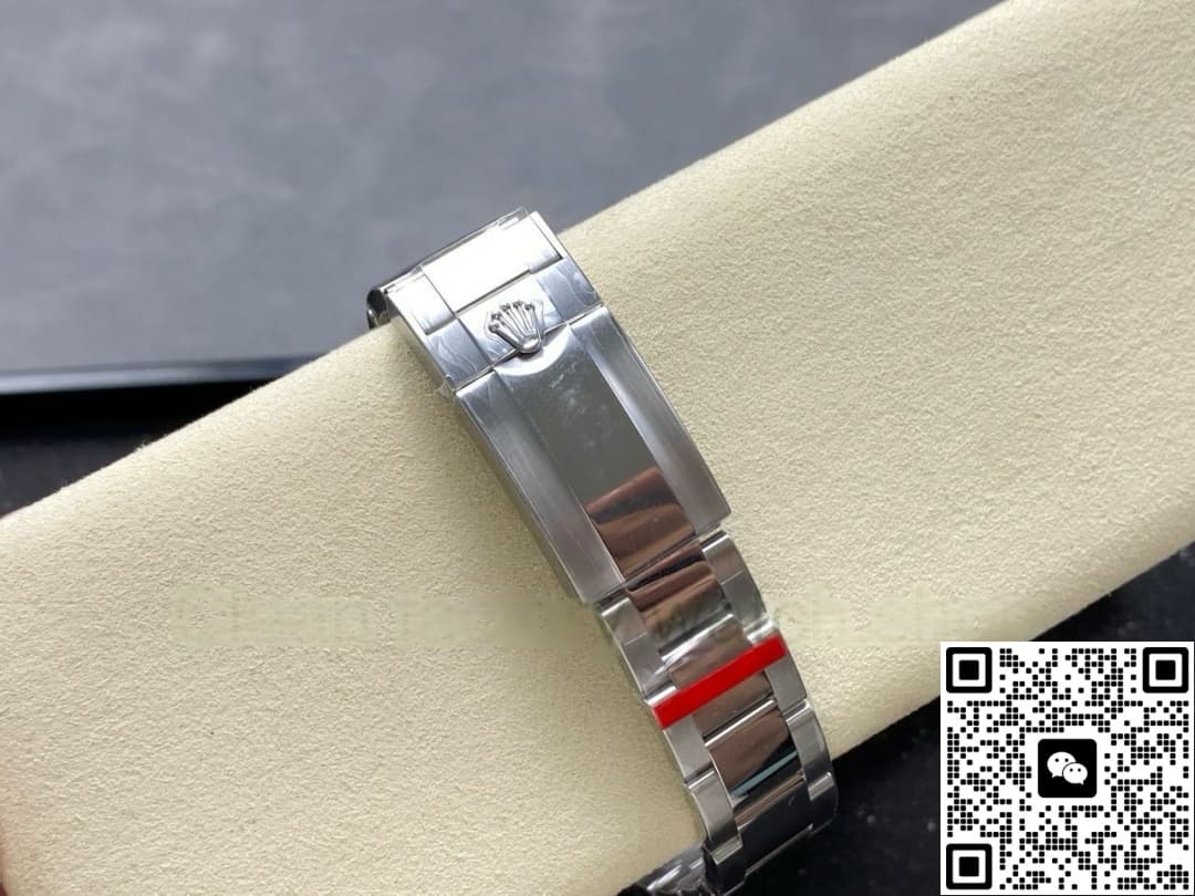 Rolex Cosmograph Daytona m126506-0001 VS factory stainless steel strap