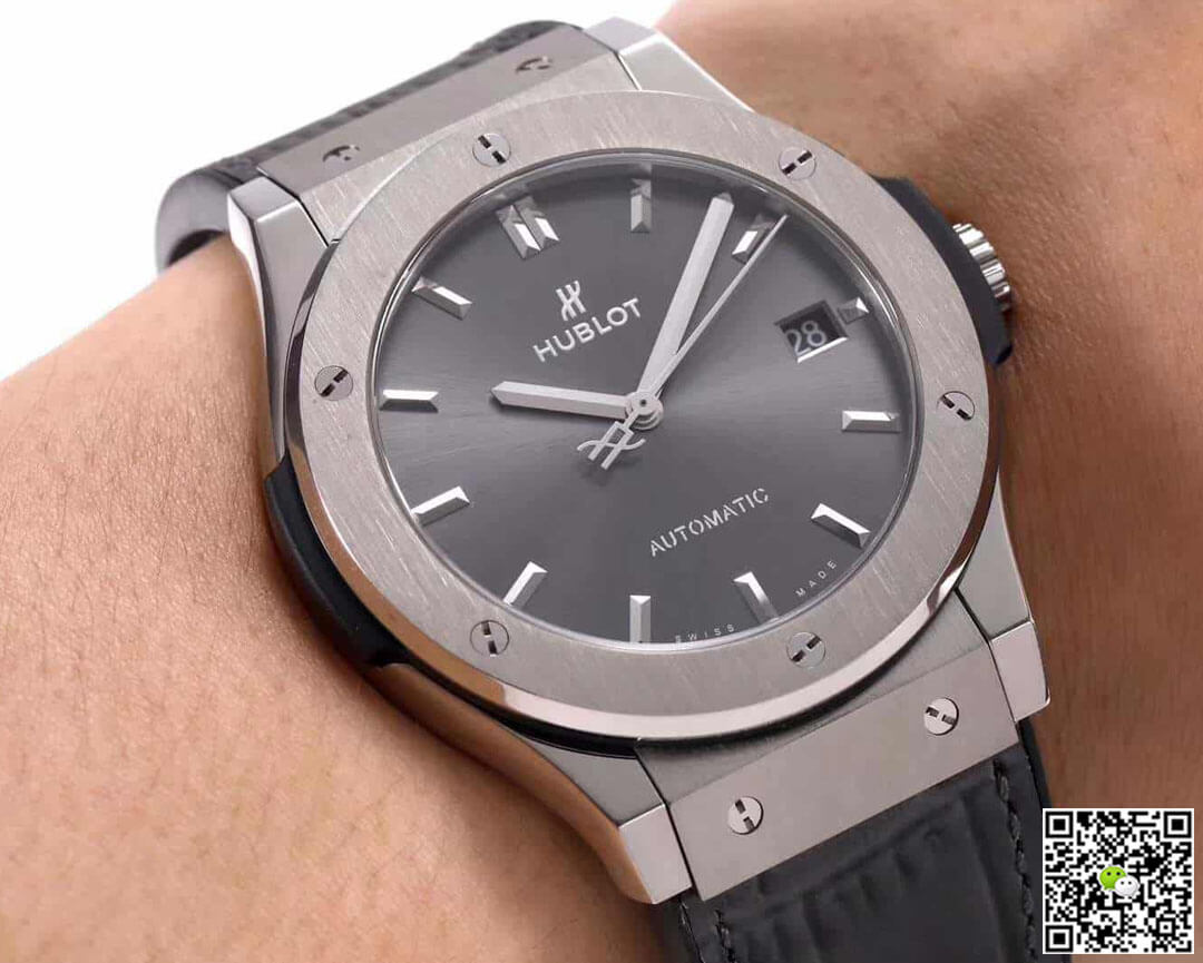 Hublot Classic Fusion 511.NX.7071.LR WWF Factory Dark Gray Dial
