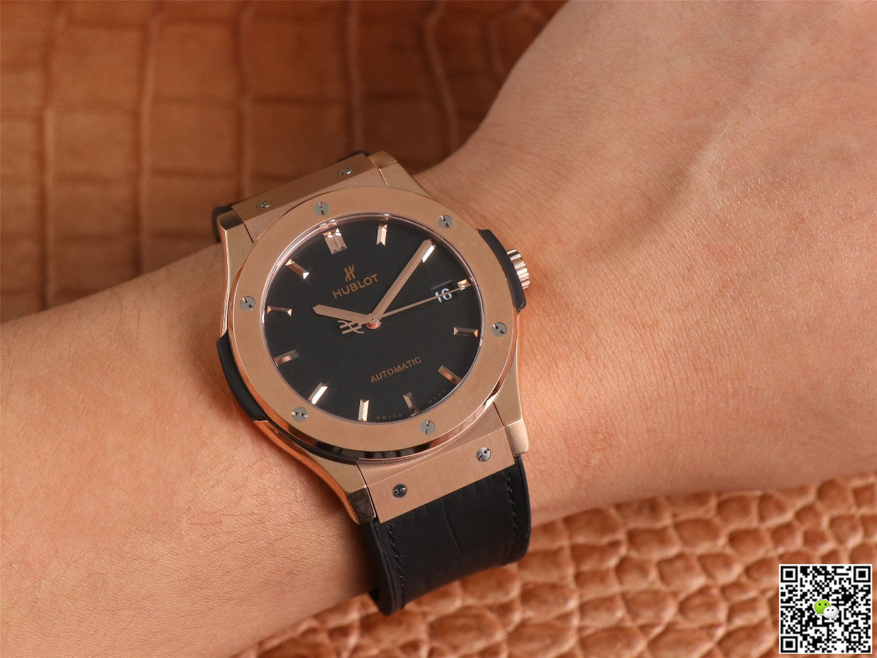 Hublot Classic Fusion 511.OX.1181.LR WWF Factory Rose Gold Black Dial