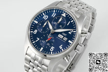 IWC Pilot IW388102 APS Factory Date Display