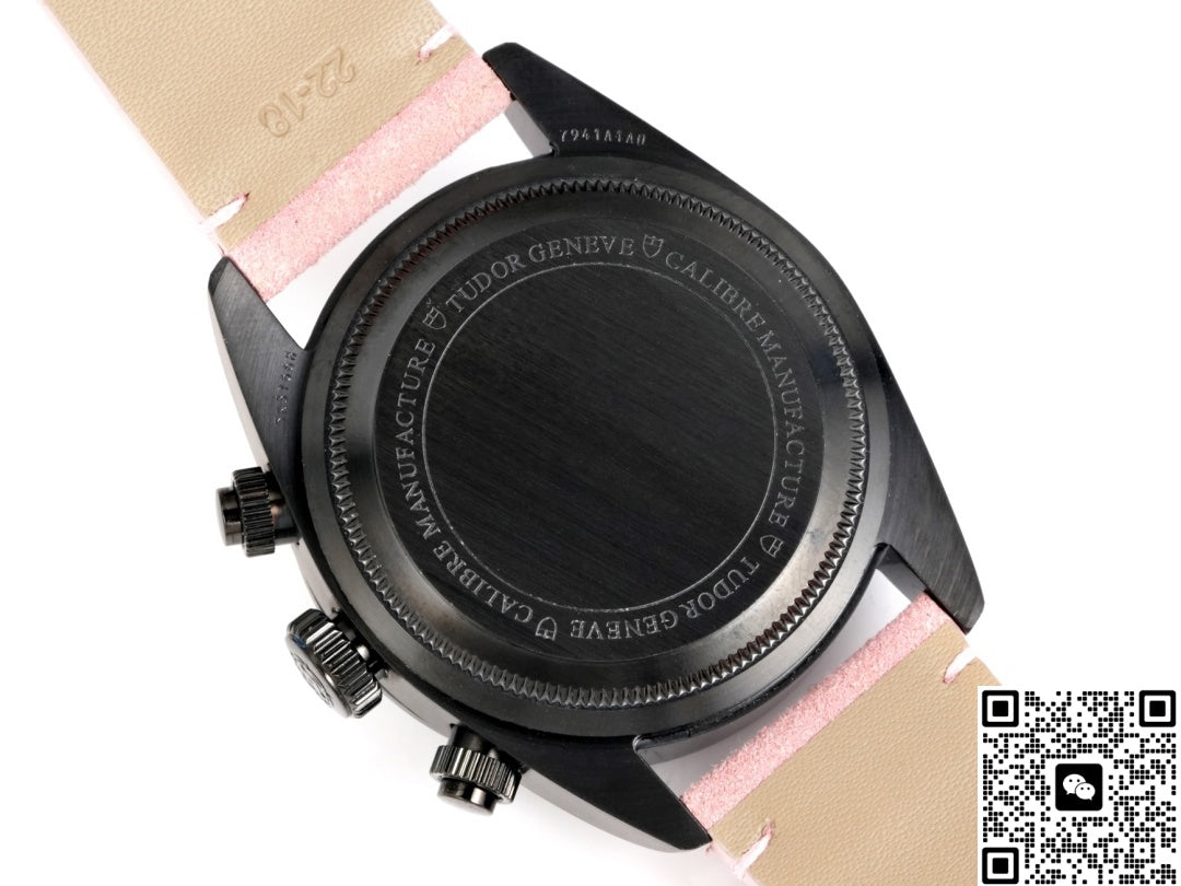 Tudor Black Bay 3T Factory Date Display