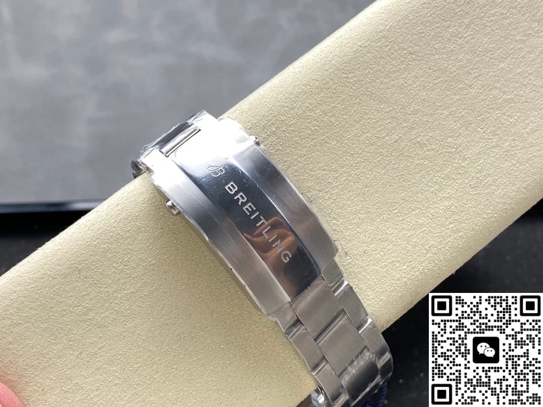 Breitling Avenger AB0147101L1A1 BLS Factory Ultra-Thin Movement