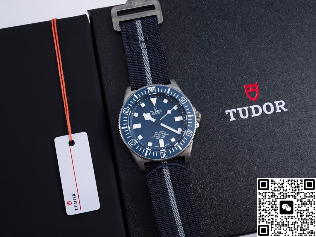 Tudor Pelagos M25707B-24-0001 Sapphire Crystal