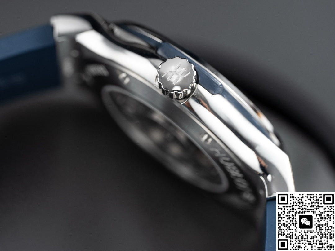 Hublot Classic Fusion 542.NX.7170.RX.HBP24 Titanium
