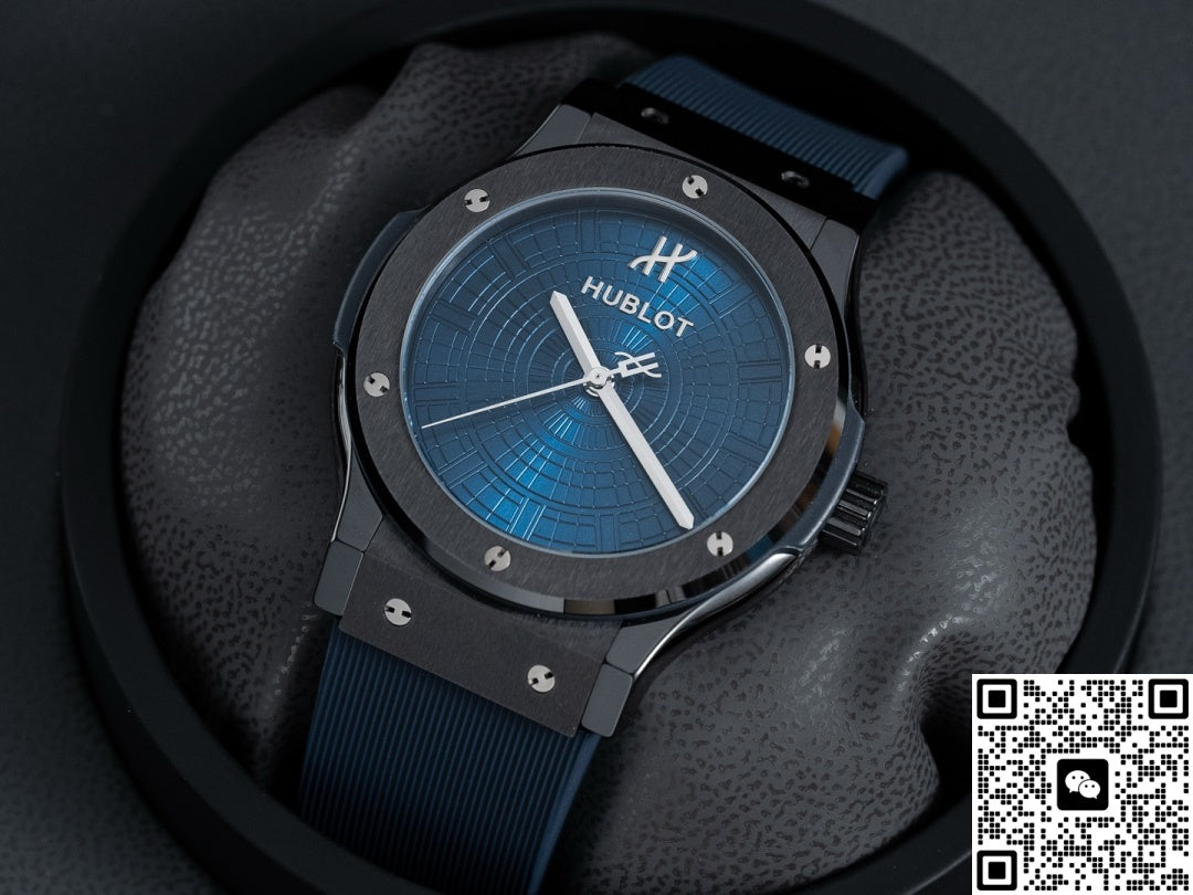Hublot Classic Fusion 542.CX.7110.RX.HBP24 Ceramic bezel