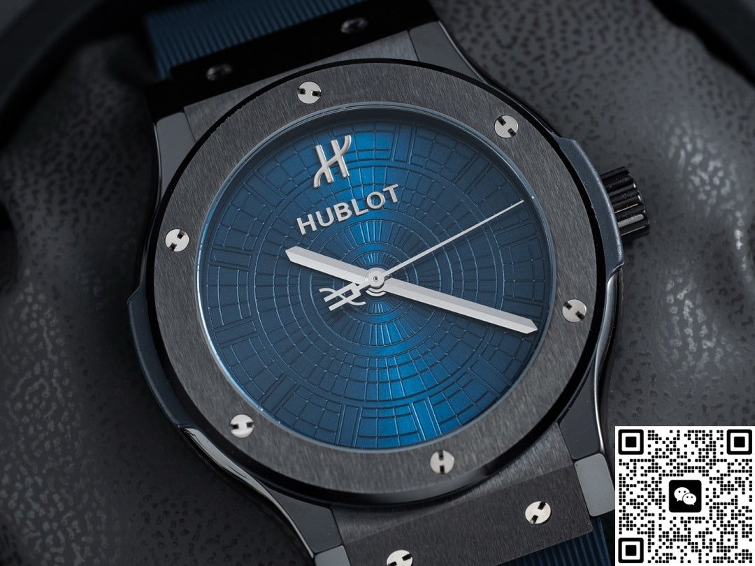 Hublot Classic Fusion 542.CX.7110.RX.HBP24 Ceramic bezel