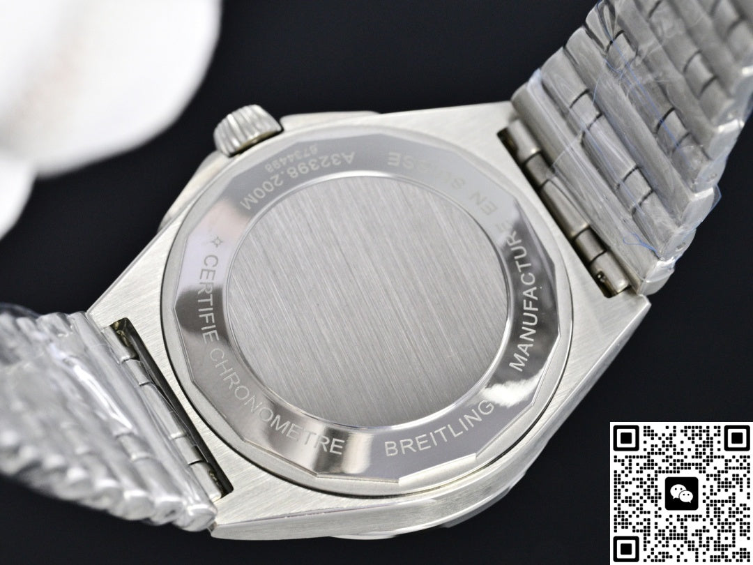 Breitling Chronomat P323982A1F1A1 TW Factory Date Display
